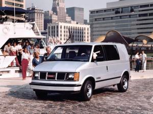 GMC Safari Passenger Van